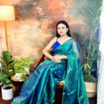 Tissue Raga Saree with Ginni Handwork & Cutwork Border