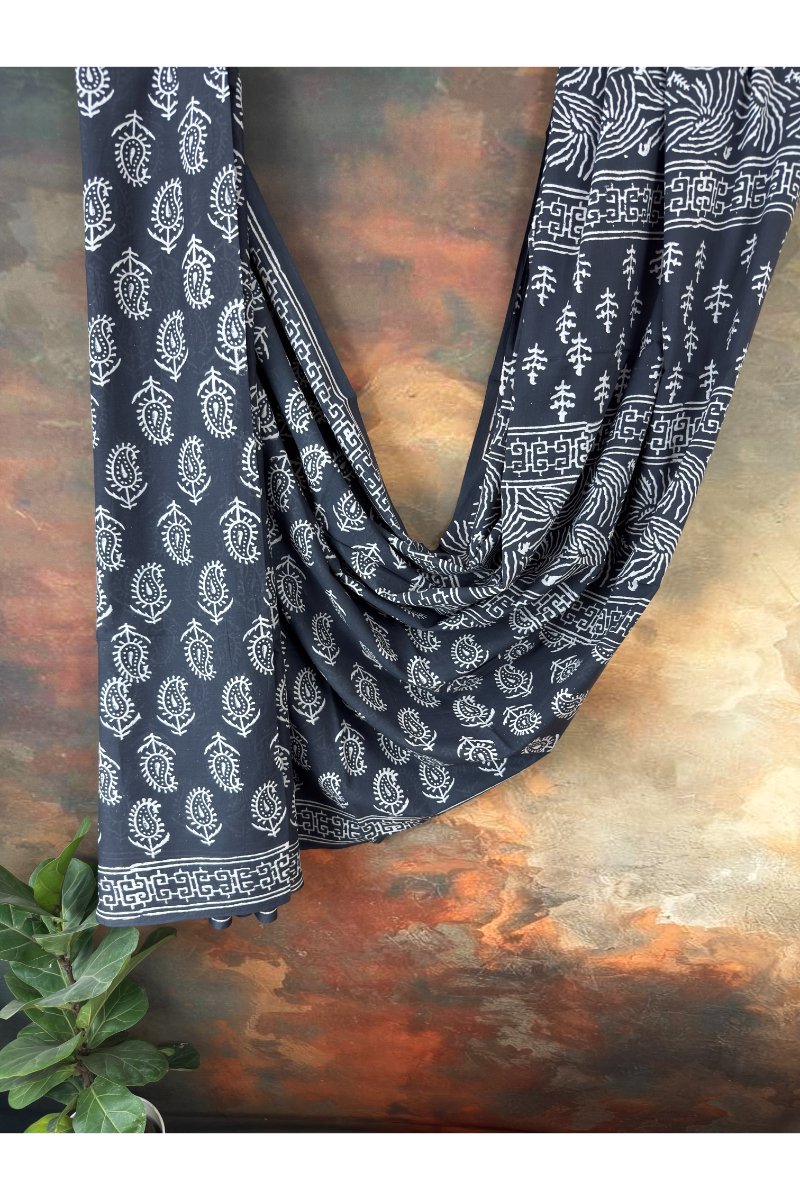 IMG_1815 Pure Cotton Jaipur Hand Block Print Saree - Image 1