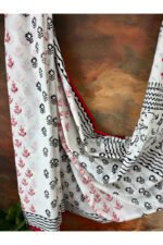 Pure Cotton Dabu Print Handblocked Saree - Image 2