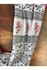 Pure Cotton Dabu Print Handblocked Saree - Image 3