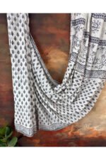 Pure Cotton Dabu Print Handblocked Saree - Image 3